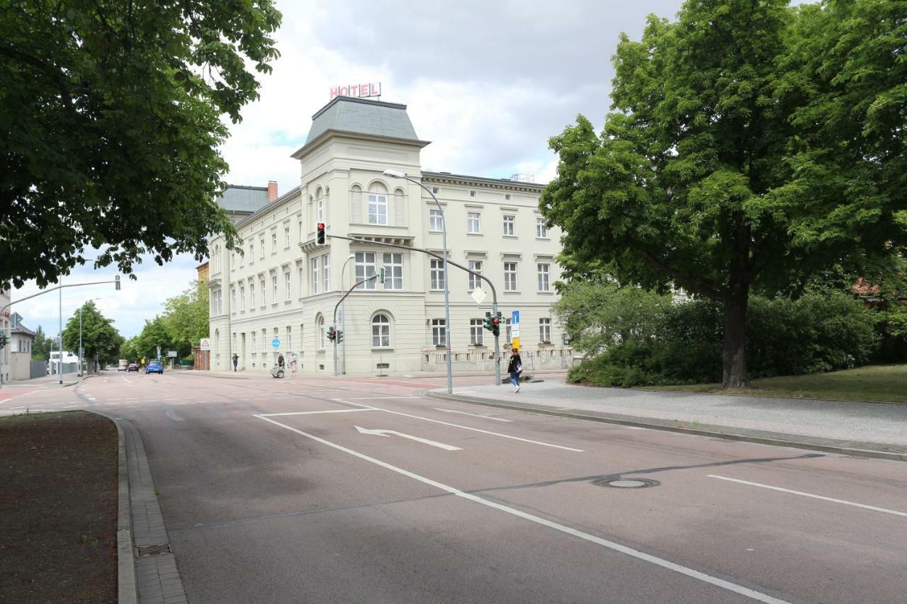 Hotel "Stadt Koethen" Koethen  Exterior photo